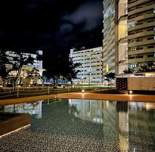 Free Parking, Pool, Gym, Netflix, Wi-fi, Ps4! * Manila
