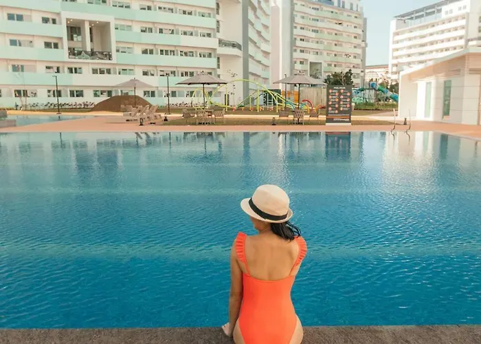 Free Parking, Pool, Gym, Netflix, Wi-fi, Ps4! Apartamento Manila